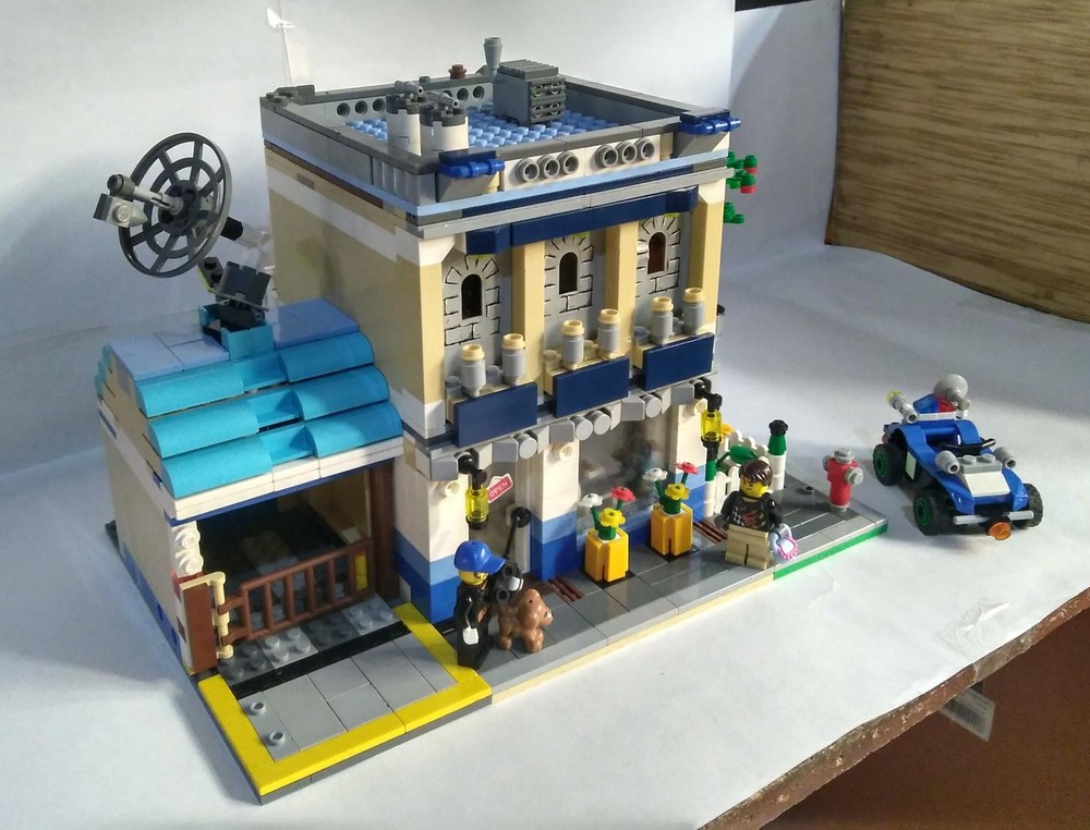 Lego Semi-modular Town Police Department