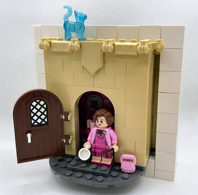 Lego Umbridge's Office