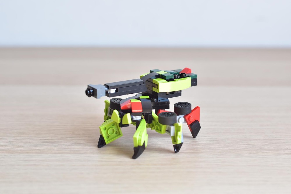 Lego Spider Robot Tank Mech with Heavy Cannon from the future