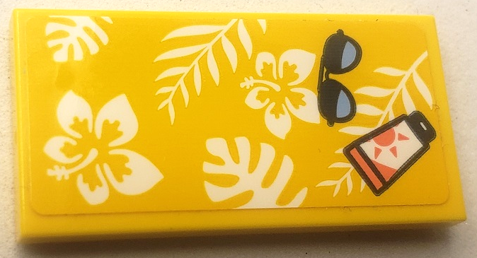Lego Tile 2 x 4 with Sunglasses and Tube of Sunscreen on Beach Towel with Flowers and Leaves Pattern (Sticker) - Set 41710