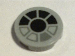 Lego Tile, Round 2 x 2 with SW Millennium Falcon Cockpit Pattern (Sticker) - Set 7778 / Light Bluish Gray