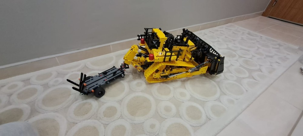 Lego Small trailer for 42131