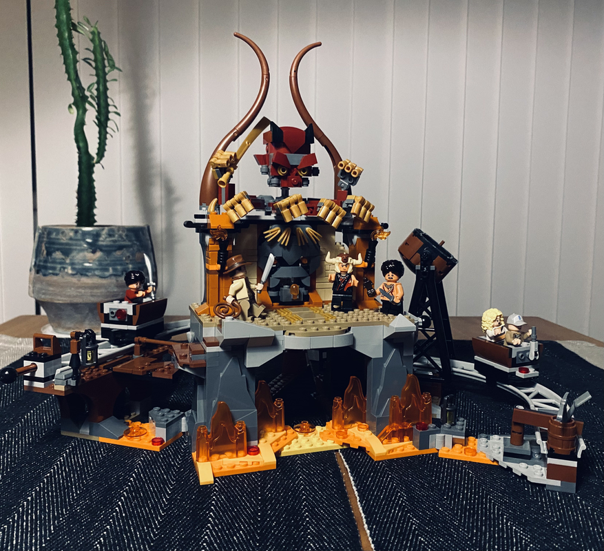Lego 77014 Temple of Doom Recreation