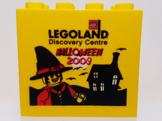 Lego Brick 2 x 4 x 3 with Legoland Discovery Centre 2009 Halloween Pattern / Yellow