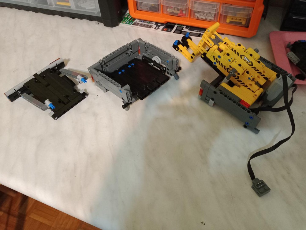 Lego Modular tow truck: rear ends