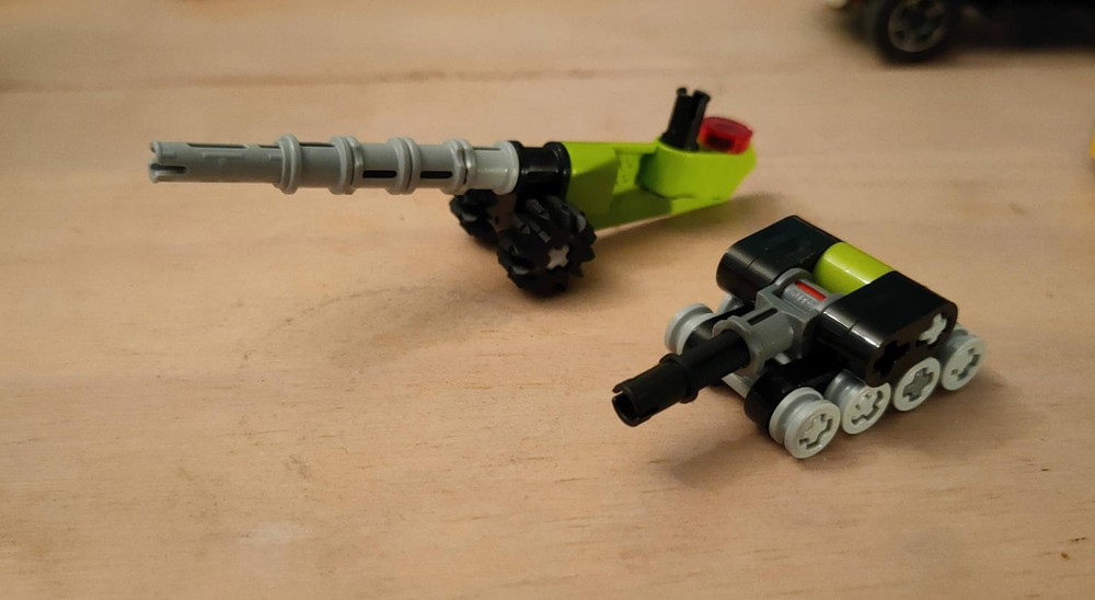 Lego Mini tank and cannon
