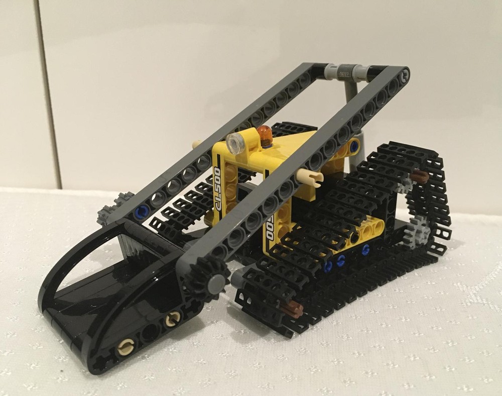 Lego Tracked Loader (42121 c model)