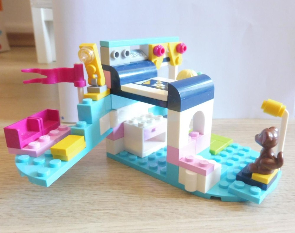 Lego Stephanie's Multi-Level Room with Bunk Bed