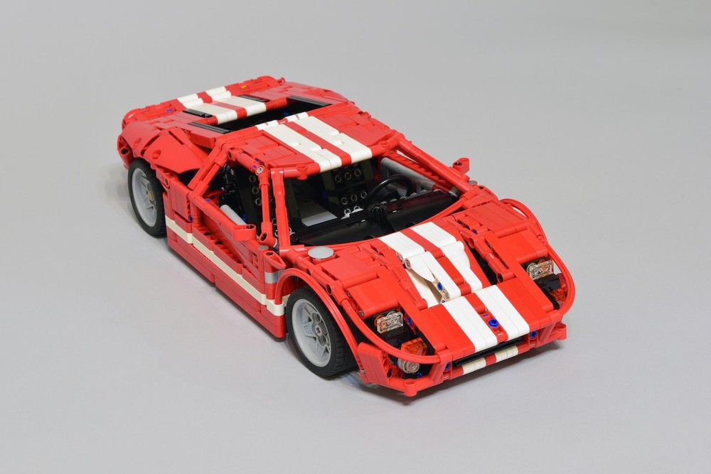 Lego 2005 Ford GT (1:12)