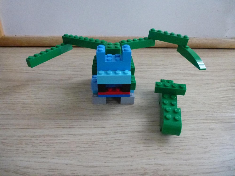 Lego Bulbasaur pokemon