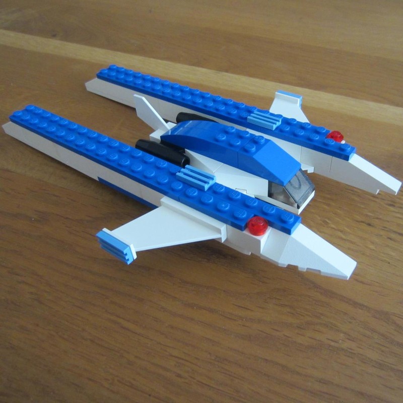 Lego 4098 Starliner