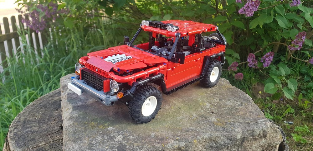 Lego Small Scale RC Crawler