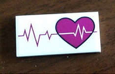 Lego Tile 2 x 4 with Magenta Heart and Heart Beat Line Pattern (Sticker) - Set 41318 / White