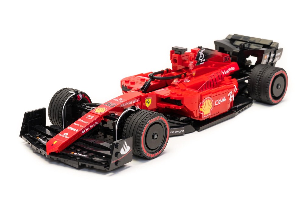 Lego Ferrari F1-75