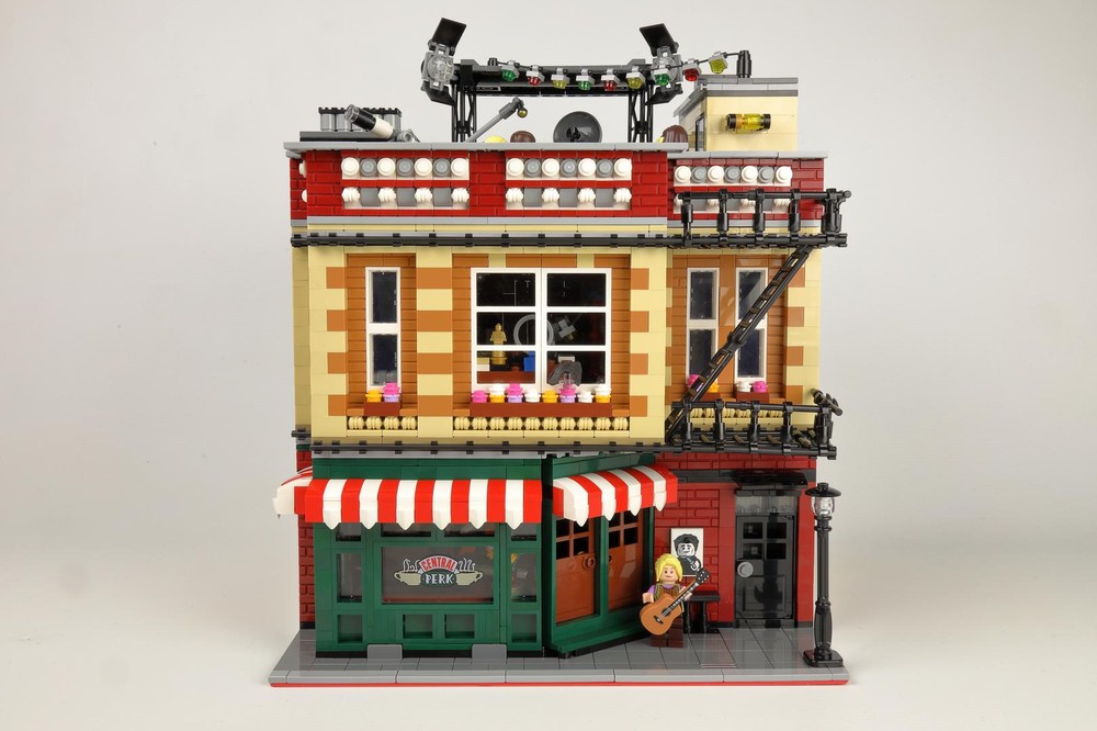 Lego Central Perk Big Bang Theory modular