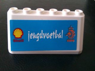 Lego Windscreen 2 x 6 x 2 with Shell and 'jeugdvoetbal' on Medium Blue Background Pattern (Sticker) - Set 880002-2 (in Combination with Sets 3308 / 3309)