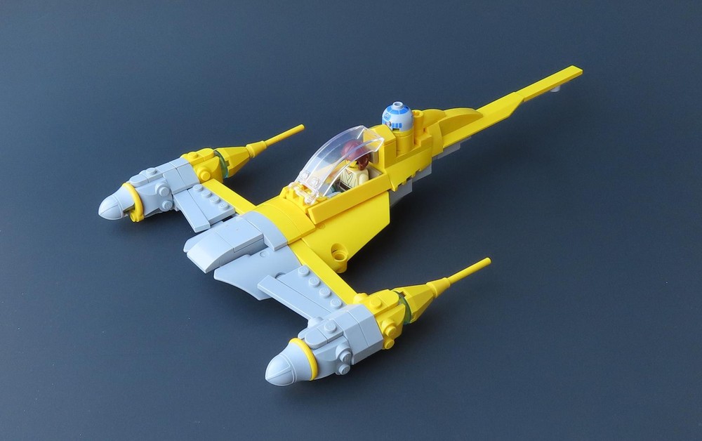 Lego Sleek Starfighter - Yellow