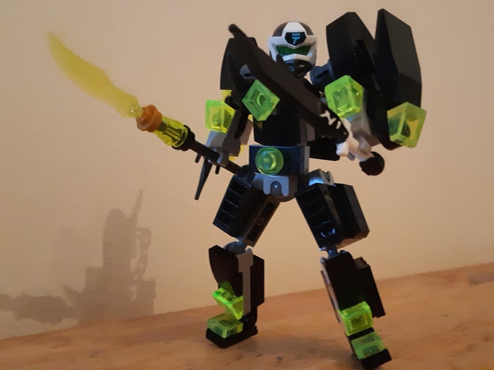 Lego Black Ninja Ninjago Mini Mech Figure