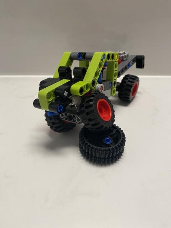 Lego 42102 Alternate Model: Trophy Truck