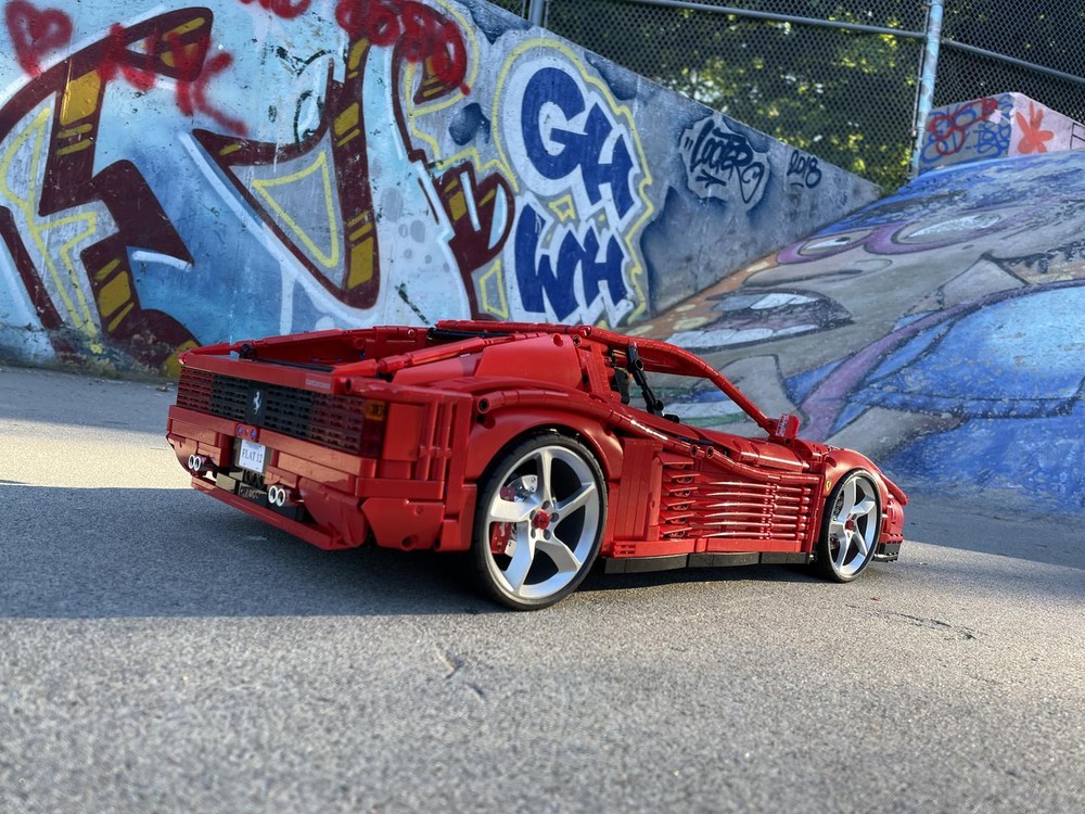 Lego Ferrarl Testarossa