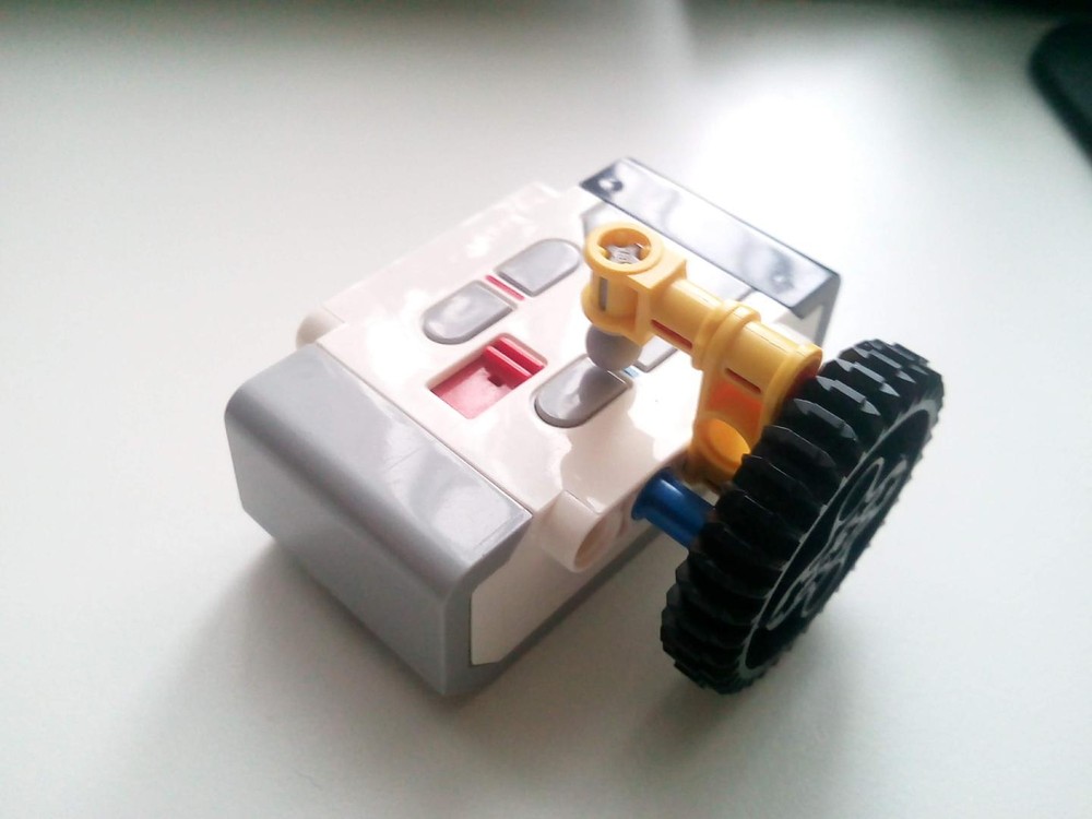 Lego Simple ev3 remote control for a car