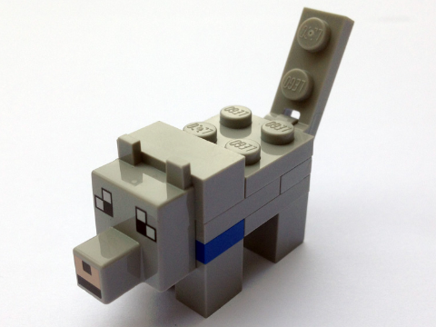 Lego Minecraft Wolf, Tamed (Blue Plate 1 x 2) - Brick Built