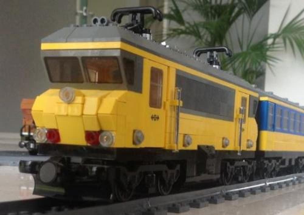 Lego NS 1600 locomotive