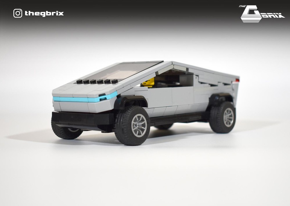 Lego CYBERTRUCK - 8 stud wide