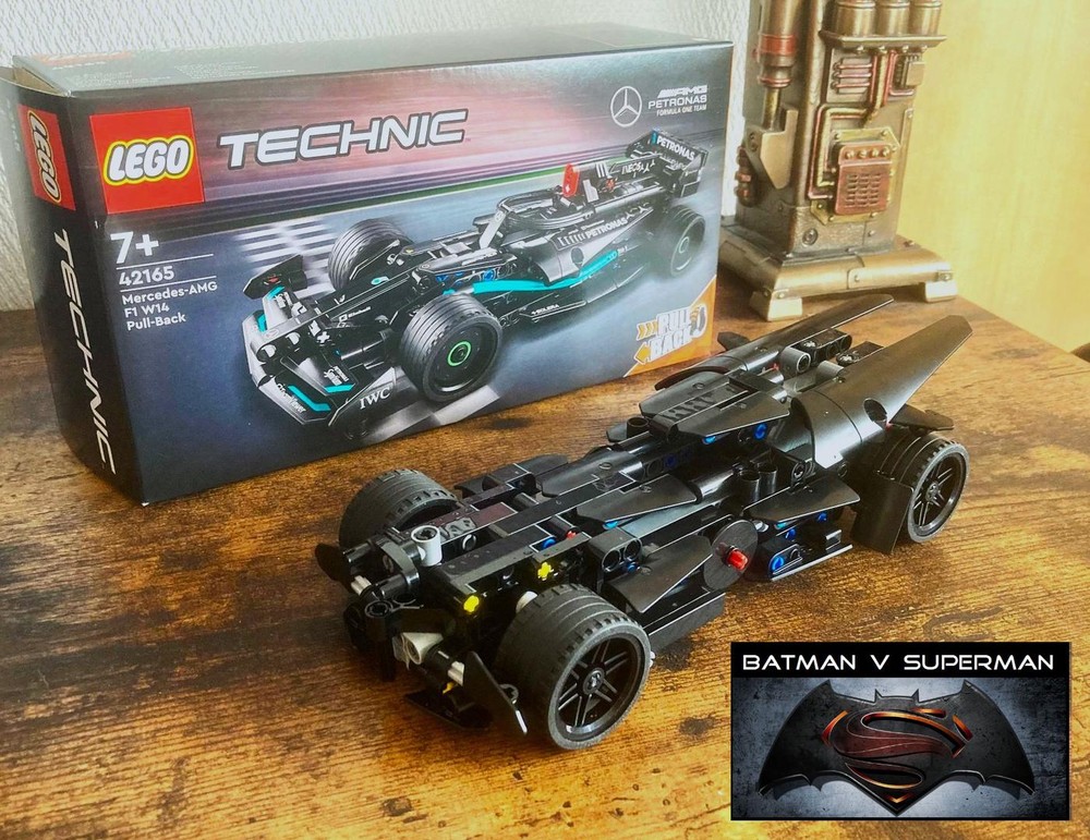 Lego BvS Batmobile Pullback Mercedes AMG F1 Alternate