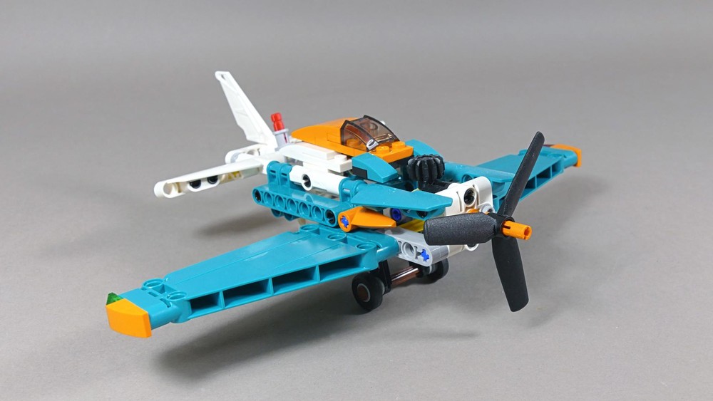 Lego 42117 Plane with Retractable Landing Gear