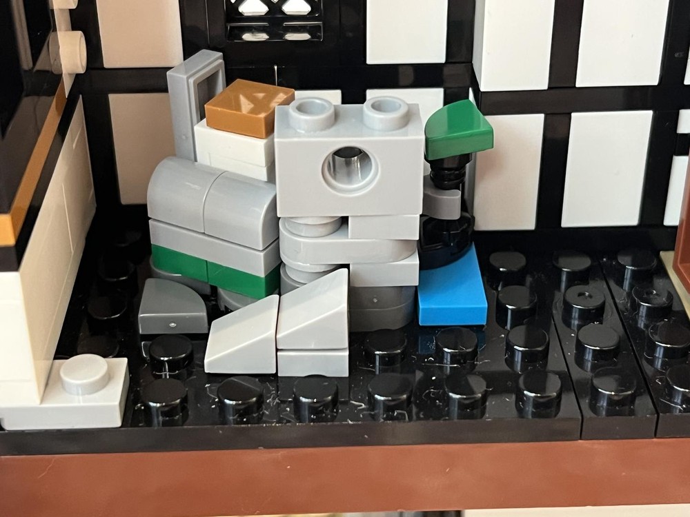Lego Lion Knight’s Castle - alternate mini castle