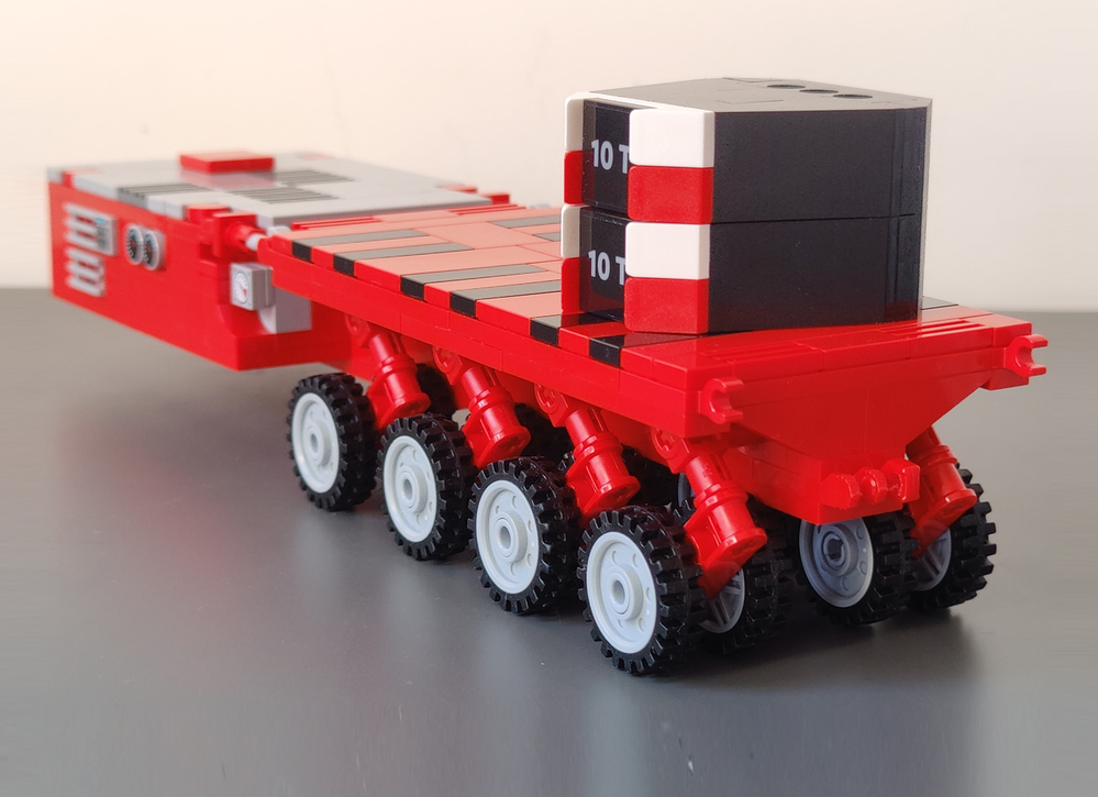 Lego SPMT (Self Propelled Modular Transporter)