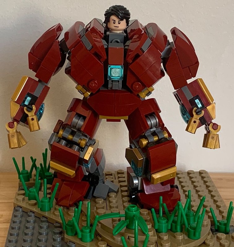 Lego Minifig Scale Infinity War/Endgame Hulkbuster