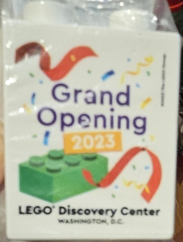 Lego Duplo, Brick 1 x 2 x 2 with Grand Opening 2023 LEGO Discovery Center WASHINGTON, D.C. Pattern