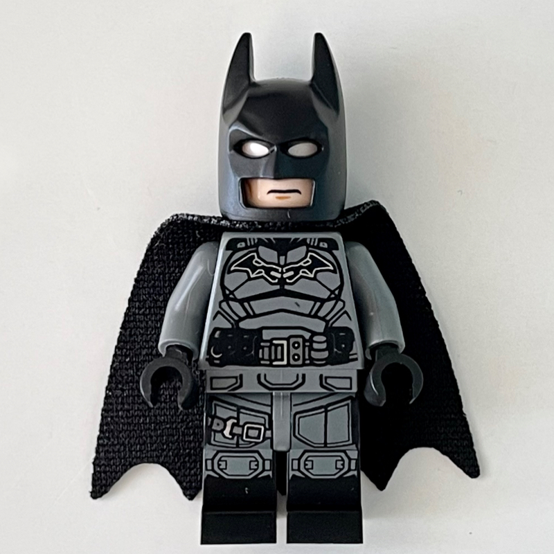 Lego Batman, Dark Bluish Gray Suit, Black Cape and Cowl, Light Nougat Head, Dark Bluish Gray Hips, Black Legs