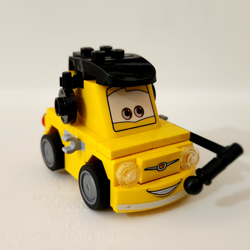 Lego Luigi (Cars), Headset