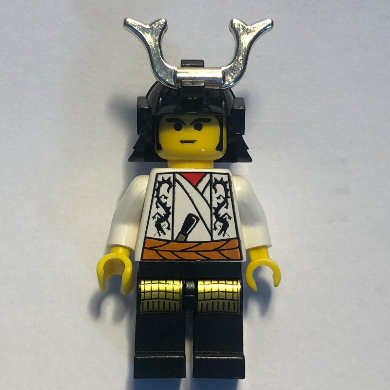 Lego Shogun, Helmet with Horn, White Robe