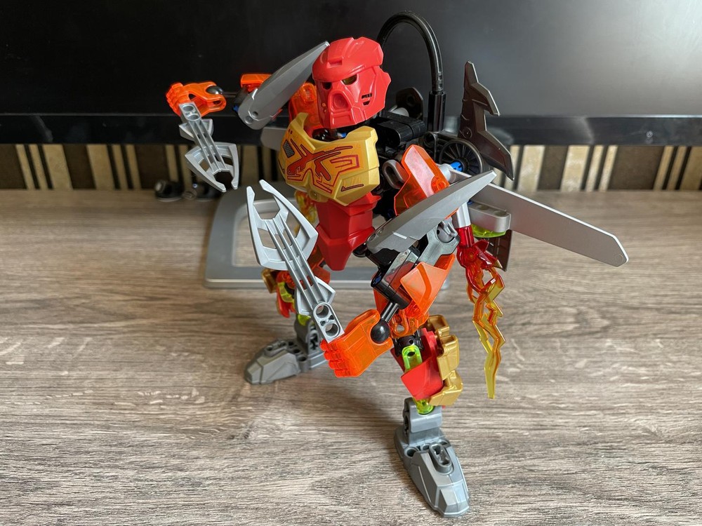 Lego Red Guardian - custom Bionicle set