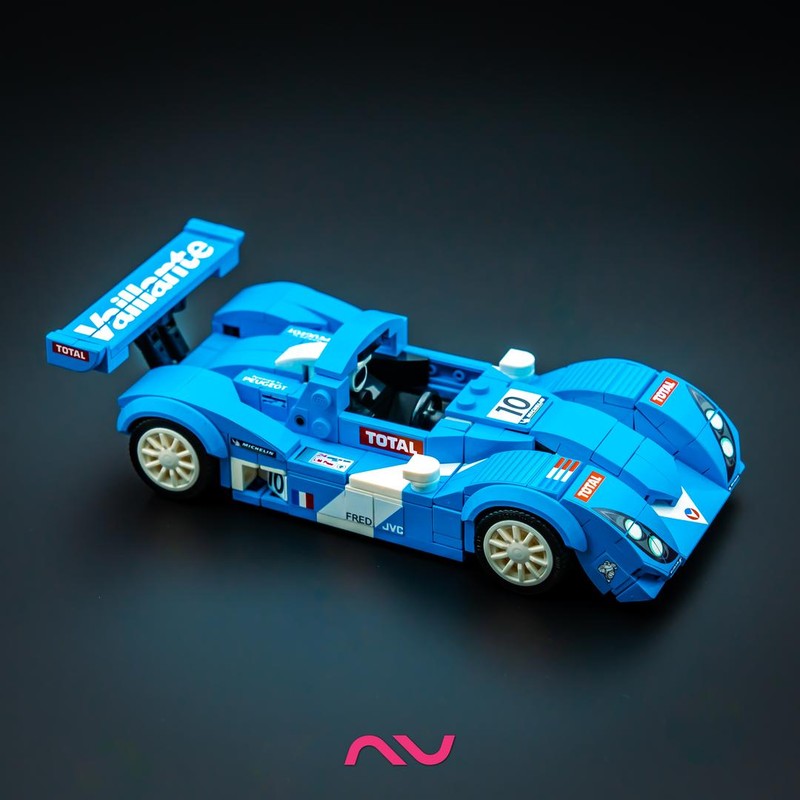 Lego Lola B98/10 Judd Vaillant