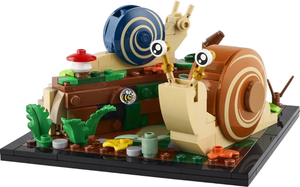 Lego Friendly Snails