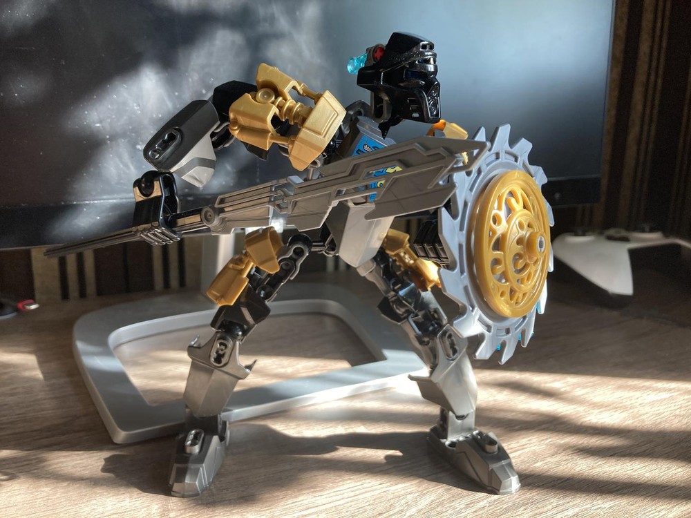 Lego Black Guardian - custom Bionicle set