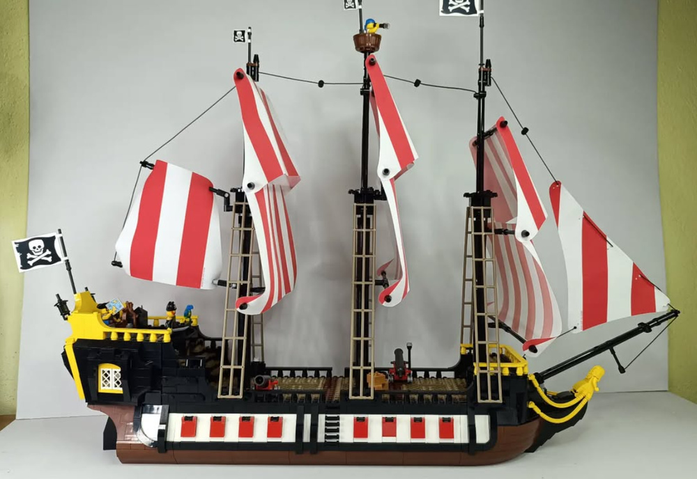 Lego Barracuda Ship XL