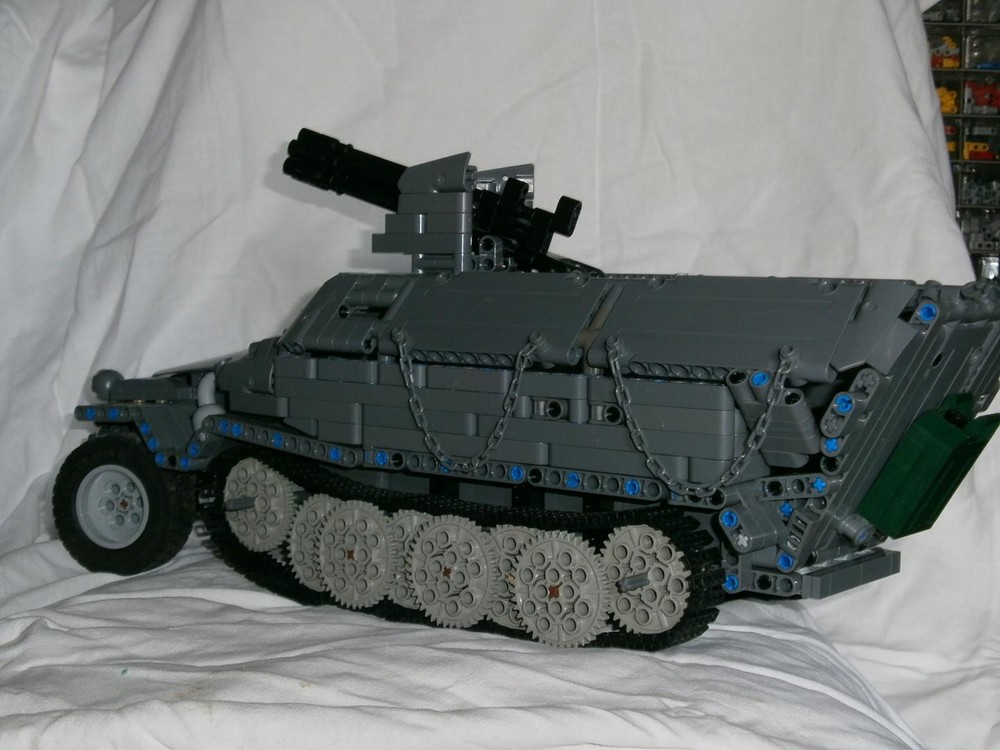 Lego WWII German Halftrack Sd.Kfz.251