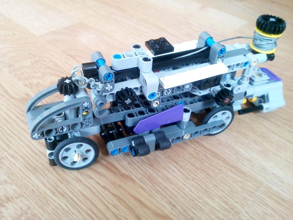 Lego Technic small mobile crane