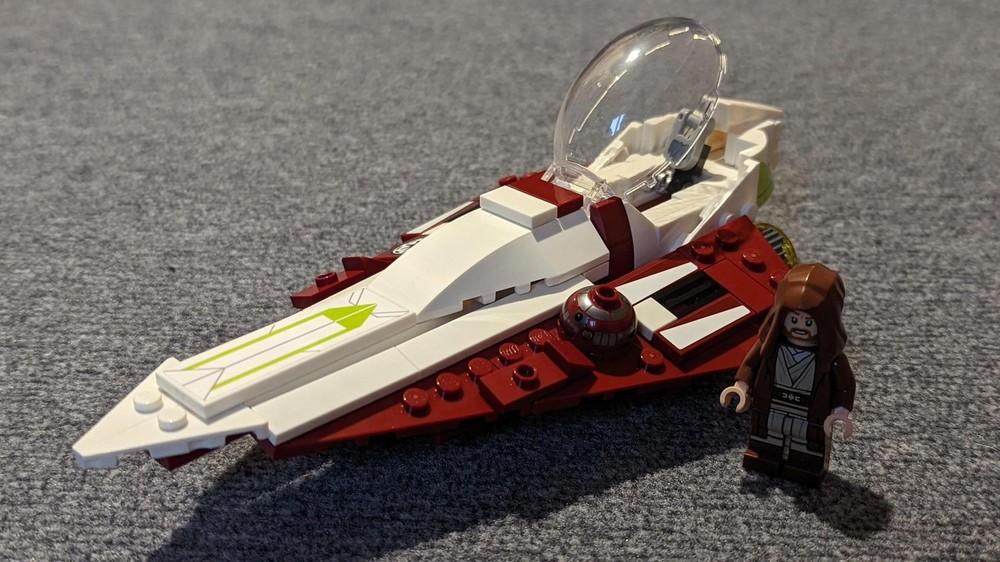 Lego Delta 7 Jedi Starfighter (minifigure scale)