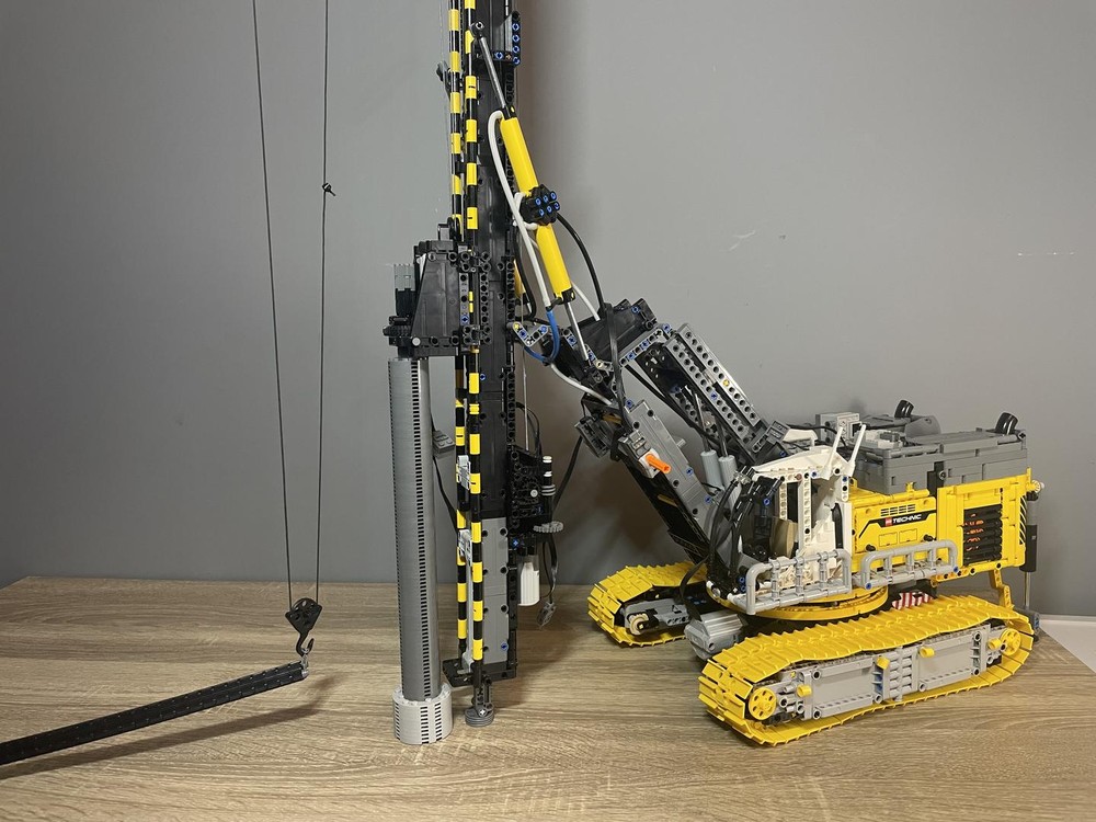 Lego Liebherr LRB 355