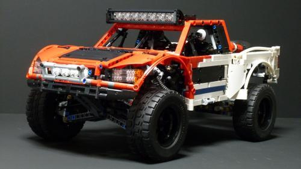 Lego Baja Trophy Truck with SBrick