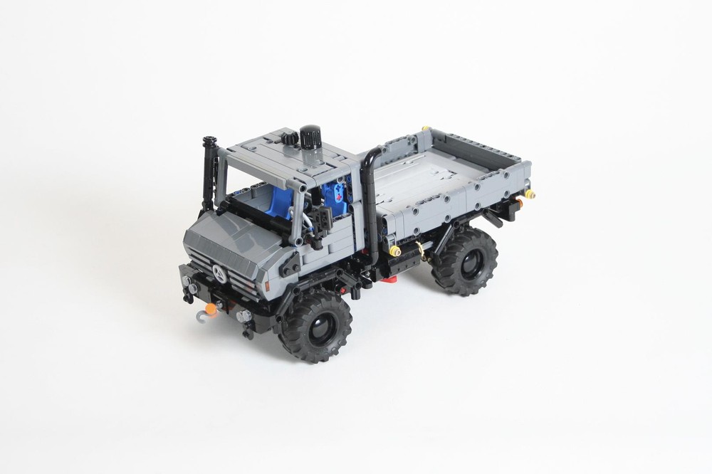 Lego Unimog U4000