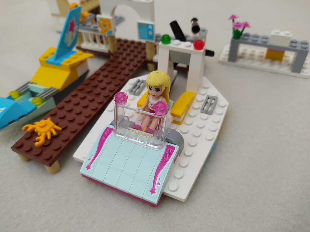 Lego 3063 Heartlake Marina