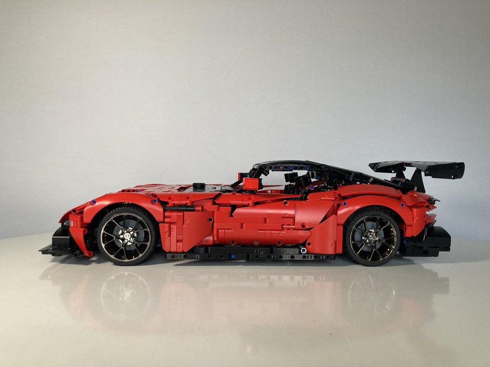 Lego 1:8 Aston Martin Vulcan Static Version